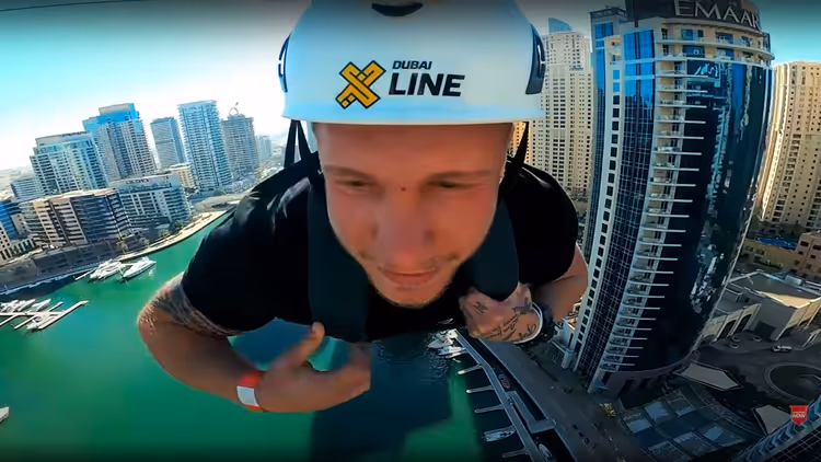 Полёт на зиплайне XLine над Дубай Марина