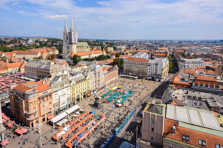 Ban-Jelačić-Platz im Winter