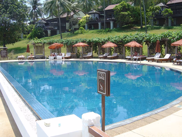 Pool des Tongsai Bay Resort auf Samui