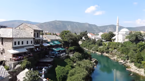 Bosna-Hersek'te depozito veya kredi kartı olmadan araç nasıl kiralanır