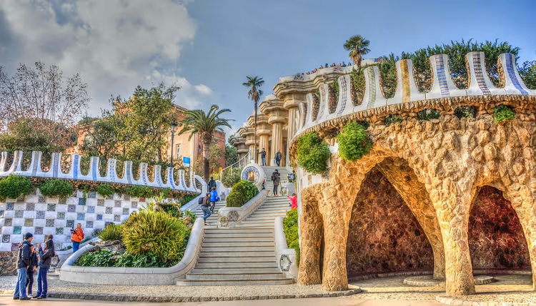 Gaudí-architectuur in Barcelona: 7 locaties met adressen en tickets