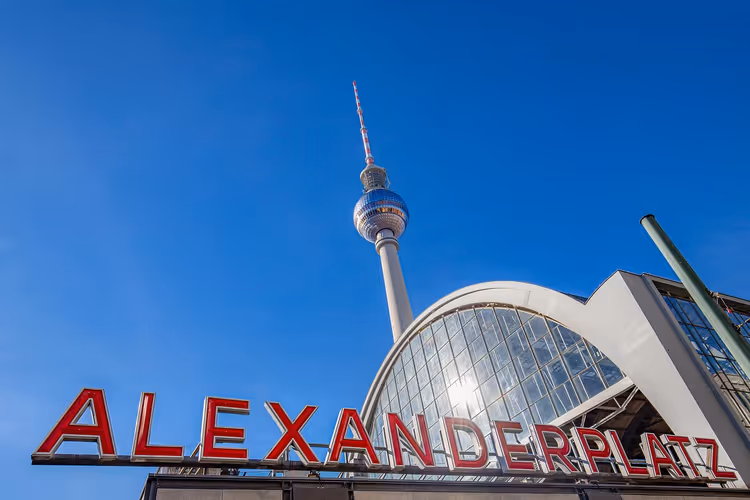 Alexanderplatz: neler görülür, ne kadar tutar ve oraya nasıl gidilir