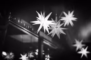 Weihnachtsmarkt in Basel: zwei Plätze, 150 Chalets und ein Aufstieg auf den Münsterturm