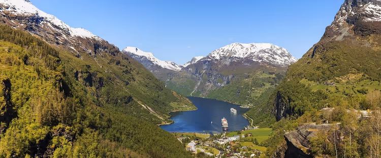 Geirangerfjord: cruisetur til De syv søstre og Trollstigen i 2026