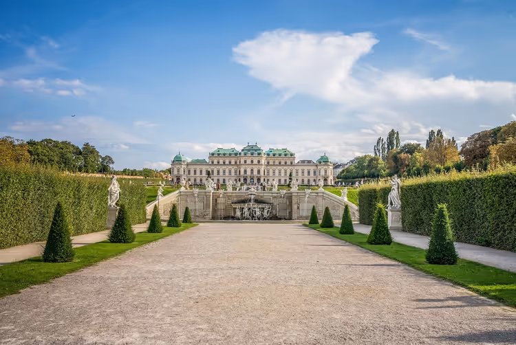 19 Dagsturer fra Wien: slott, Donau og nabohovedsteder
