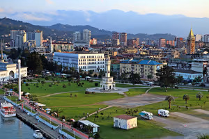 10 Badesteder i Georgia: fra Batumi til Sarpi, hvor det er roligere og billigere