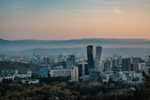 Genusstour durch Tiflis: Route, Verkostungen und Preis