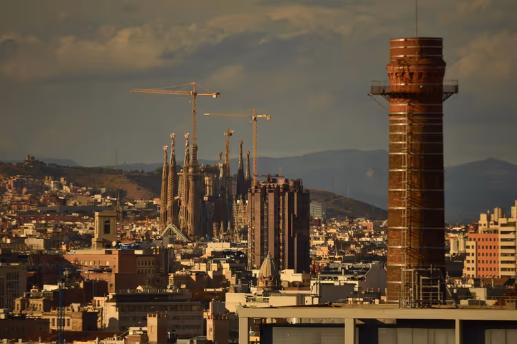 Panorama von Barcelona mit der Sagrada Familia