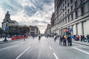 20 Beste plekken in Barcelona: tickets, route en tips per wijk