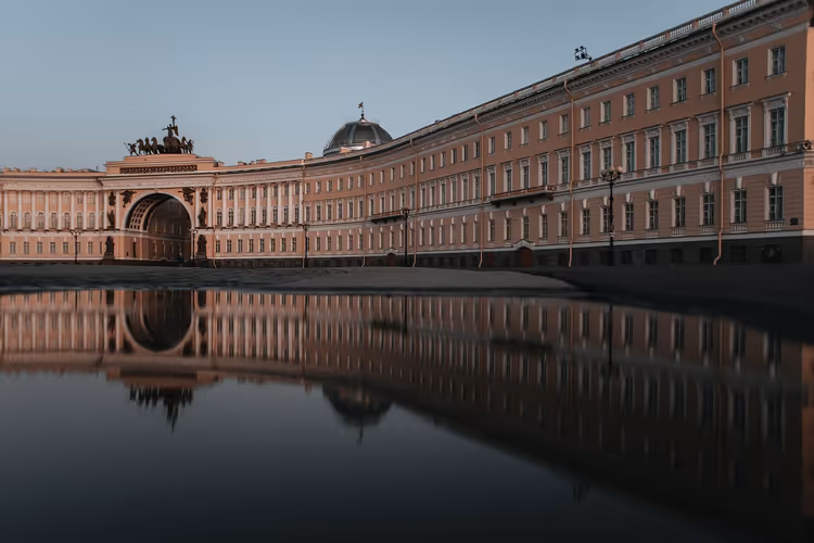 Perché non pubblichiamo più guide di viaggio sulla Russia