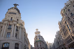 15 4-Stjerners hoteller i sentrale Madrid: hvor du bør bo nær Gran Via
