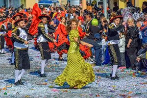 Karneval von Viareggio 2026: Termine der sechs Umzüge und wie du günstiger an Tickets kommst