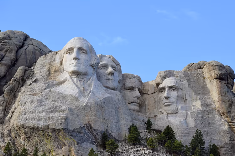 Mount Rushmore: vier presidenten in graniet en hoe je een bezoek plant