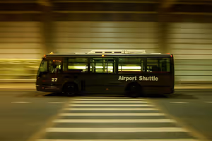 Transfer do aeroporto: como reservar um carro com antecedência e não pagar a mais