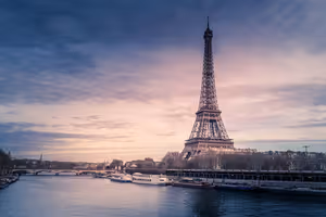 Torre Eiffel: bilhetes, horários e como evitar a fila