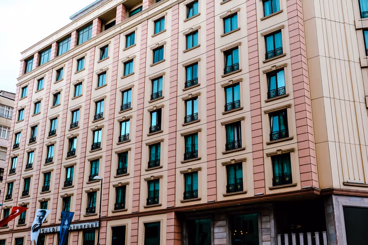 Фасад отеля Prestige Hotel Old City в Стамбуле