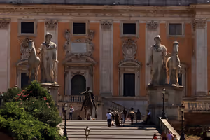 Roma'daki Capitoline Müzeleri: neler görebilirsiniz ve sıra beklemeden nasıl girebilirsiniz