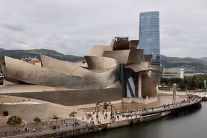 Hva du kan se i Bilbao: 25 steder fra Guggenheim-museet til Casco Viejo