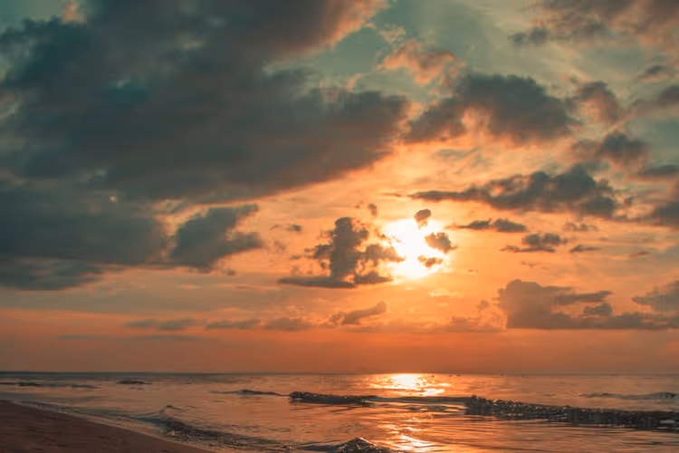 Strand von Jurmala bei Sonnenuntergang