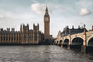 Big Ben: dışarıdan neler görülür ve kuleye nasıl girilir