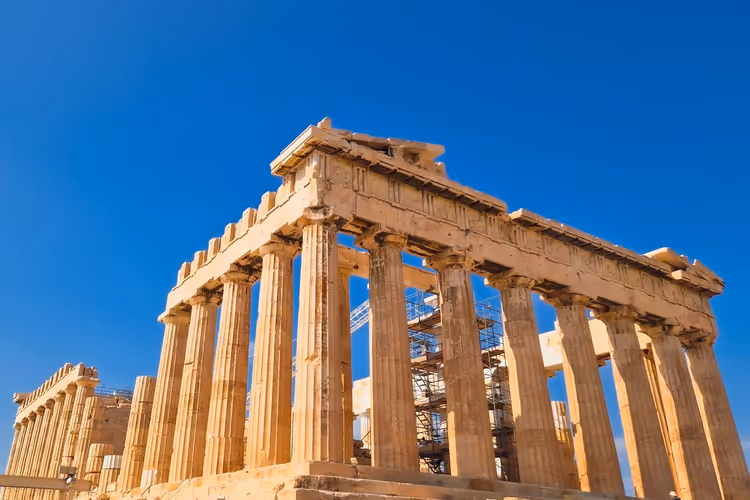 Colonnes du Parthénon sur l'Acropole à Athènes