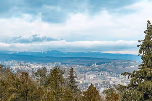 16 Tiflis oteli balkonlu ve panoramik: oda manzarası nasıl seçilir