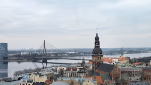 10 Interessante fakta om Latvia: rav, niøye og et fengselshotell