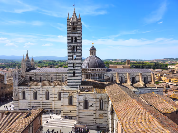 Palio di Siena: kuidas Siena paljajalu hobuste võidujooks käib