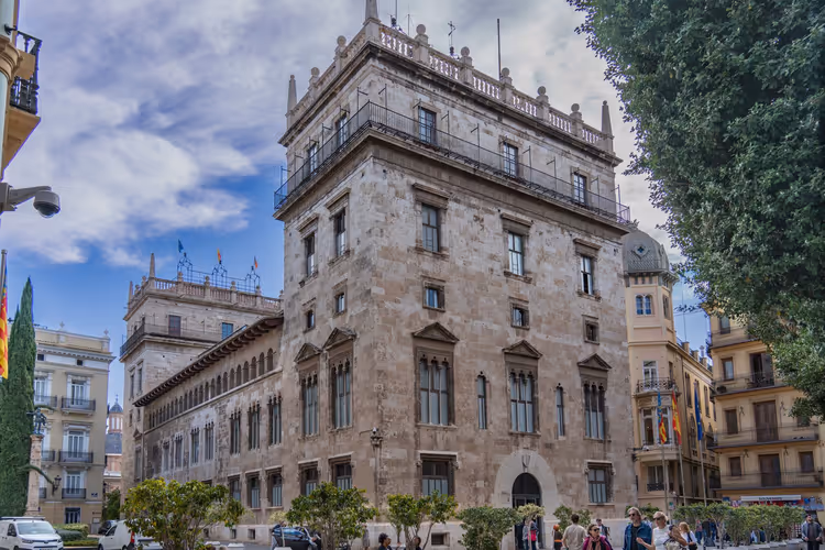 İspanya'nın Valencia kentindeki Palau de la Generalitat