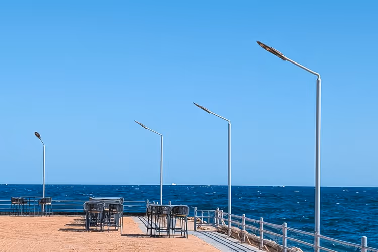 Ufer des Roten Meeres in Hurghada