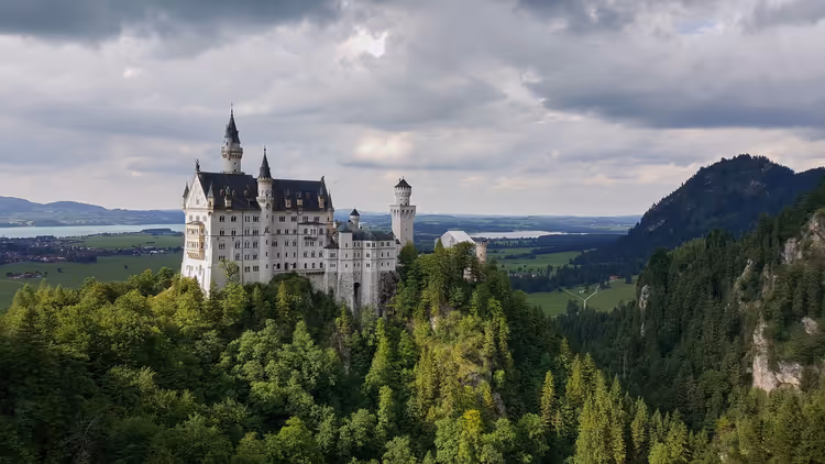 Neuschwanstein: tickets, route vanuit München en wat je binnen ziet