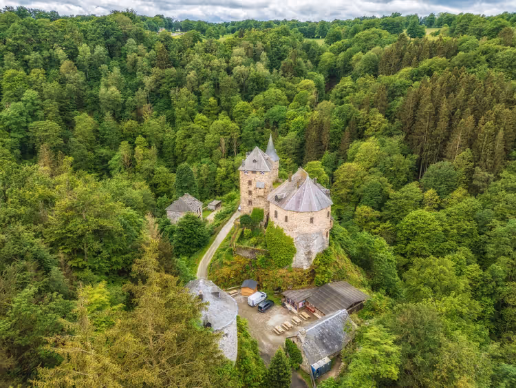 Colorado'daki Bishop Castle: ücretsiz giriş, ejderha ve Roy'un kulesi