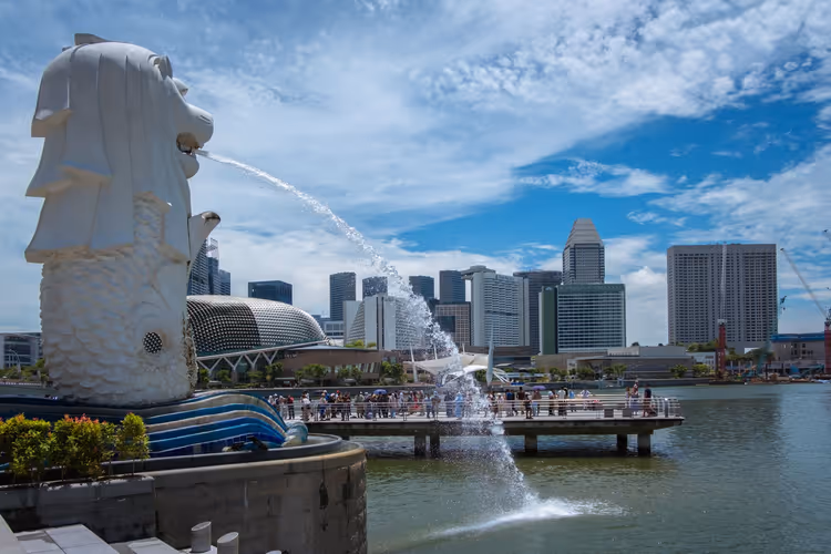 Merlion in Singapore: waar het beeld staat en waar de replica van 37 meter bleef