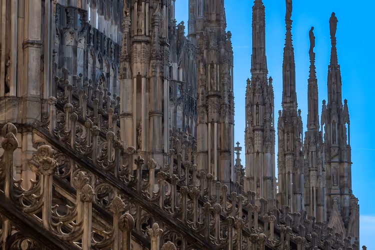 Gotische Turmspitzen des Mailänder Doms