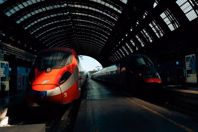 Trein in Italië: wat een ticket kost en wanneer het sneller is dan het vliegtuig