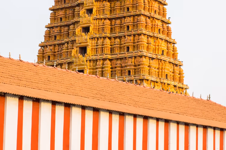 Torre del templo de Nallur en Jaffna