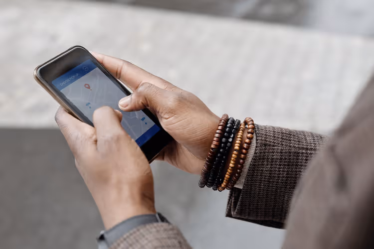 So verbindest du dich 2026 in Vietnam mit dem Internet: eSIM oder SIM-Karte