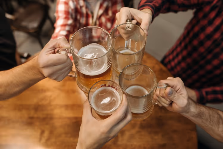 Wasen ve Wiesn 2026: bira nerede daha ucuz, kalabalık nerede daha az