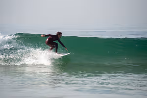 Waar je kunt surfen in Portugal: 7 spots voor beginners en pro's