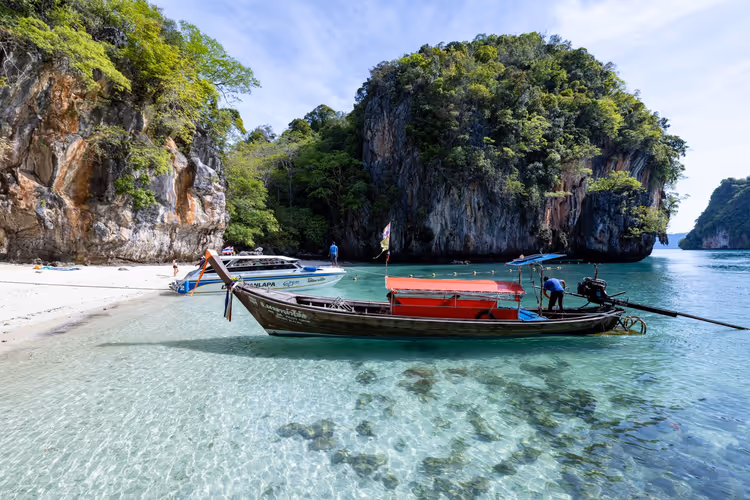 Phi Phi en Phangan: hoe je er komt, wat je ziet en waar je slaapt