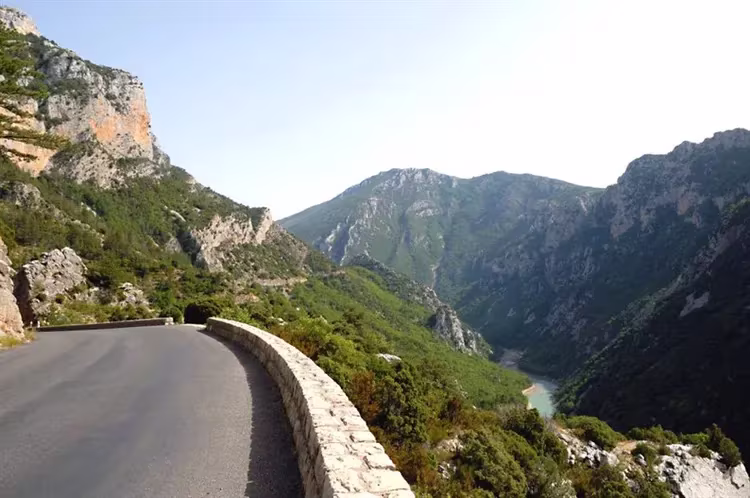 Verdon Gorge (Gorges du Verdon) i Frankrike: foto, beskrivning, underhållning, karta