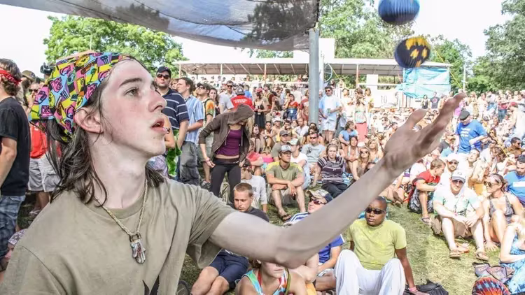 Wo sind die besten Partys: ein Leitfaden für Musikfestivals 2023