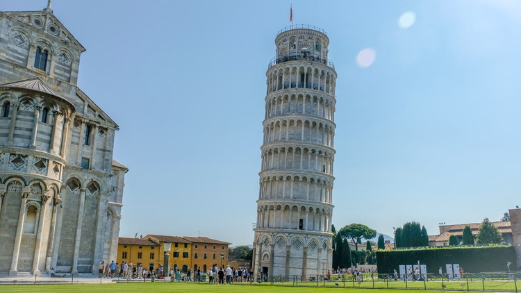 Pisa Kulesi